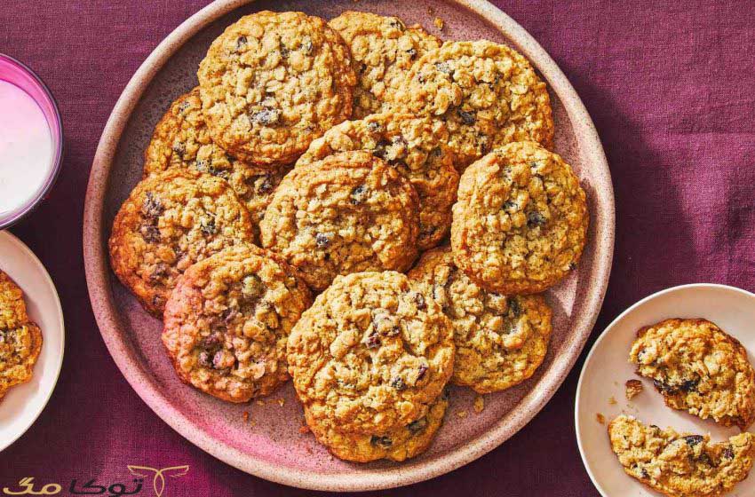 طرز تهیه شیرینی کشمشی