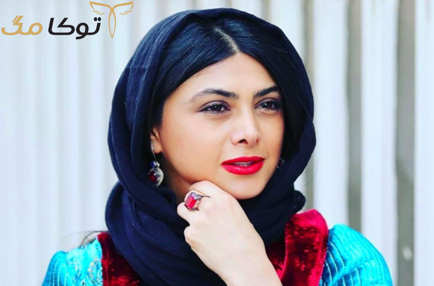تحصیلات آزاده صمدی